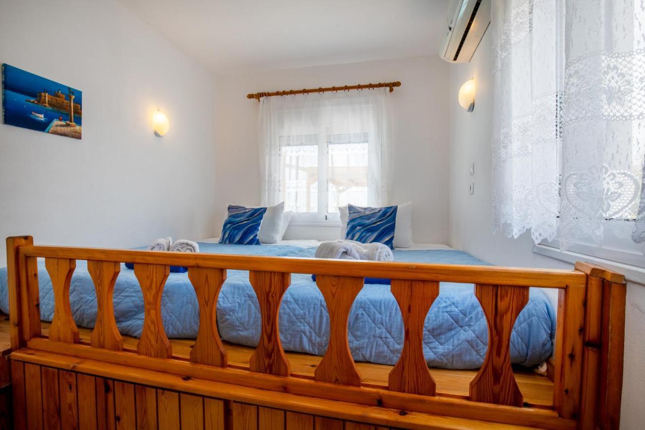Villa White Blue *